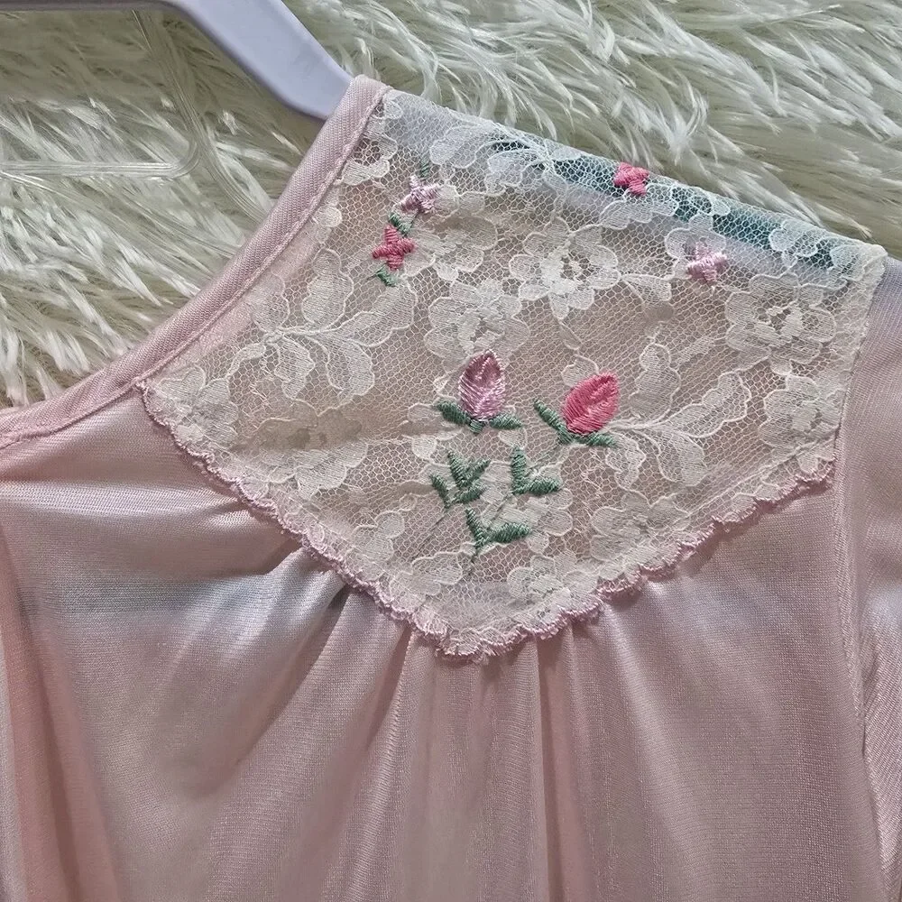 Vintage Made Isn USA Long Nylon Pink Nightgown Button-Up Lace Embroidery Trim L